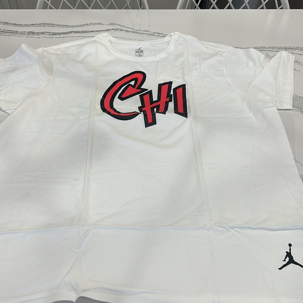Nike Jordan Dri-Fit SS Tee “cHI” - Picture 3 of 5